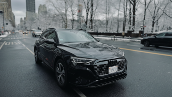 audi-q8-etron-card-D1Df76YR